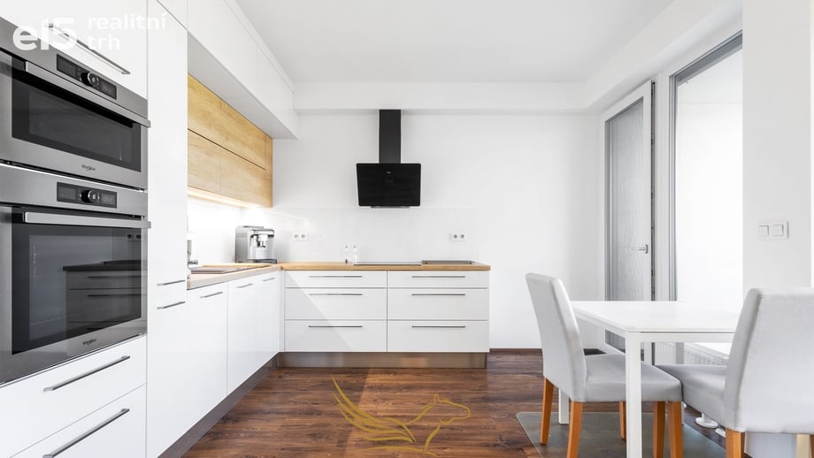 Pronájem bytu 1+kk 34 m², Střelice