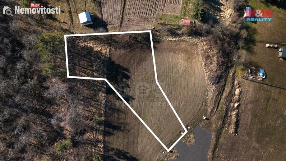 Prodej zahrady 1 187 m², Líšťany