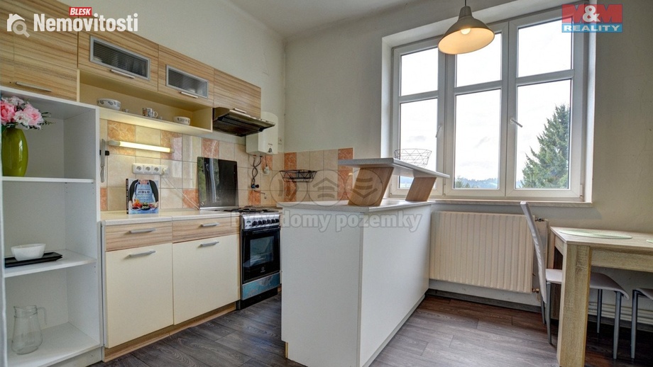 Pronájem bytu 2+1 54 m², Hostinné