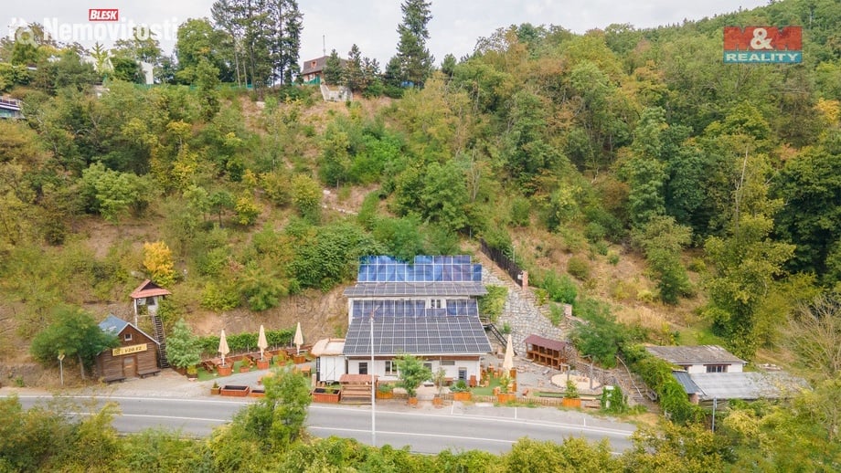 Pronájem obchodního prostoru 86 m², Praha