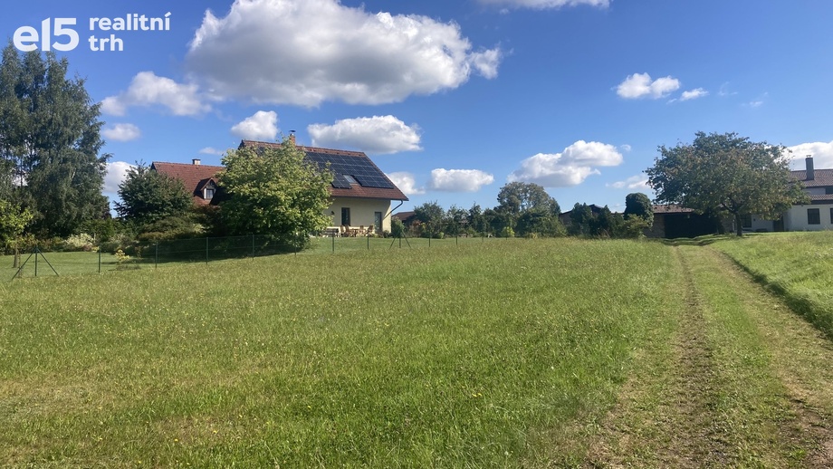 Prodej stavebního pozemku 1 198 m², Červený Kostelec