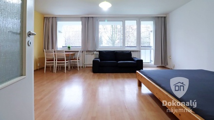 Pronájem bytu 1+kk 38 m², Praha - Bohnice