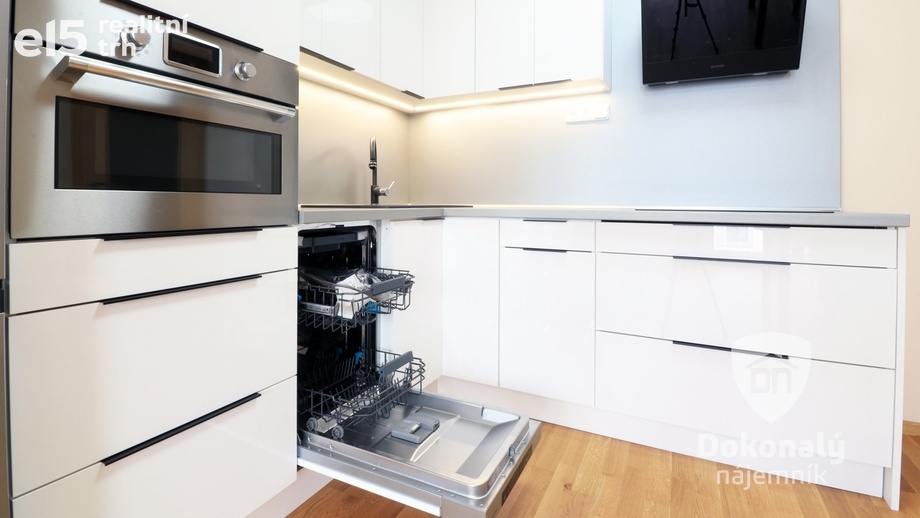 Pronájem bytu 2+kk 52 m², Praha - Vysočany