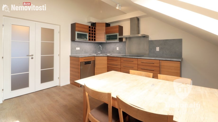 Pronájem bytu 5+1 200 m², Praha - Žižkov