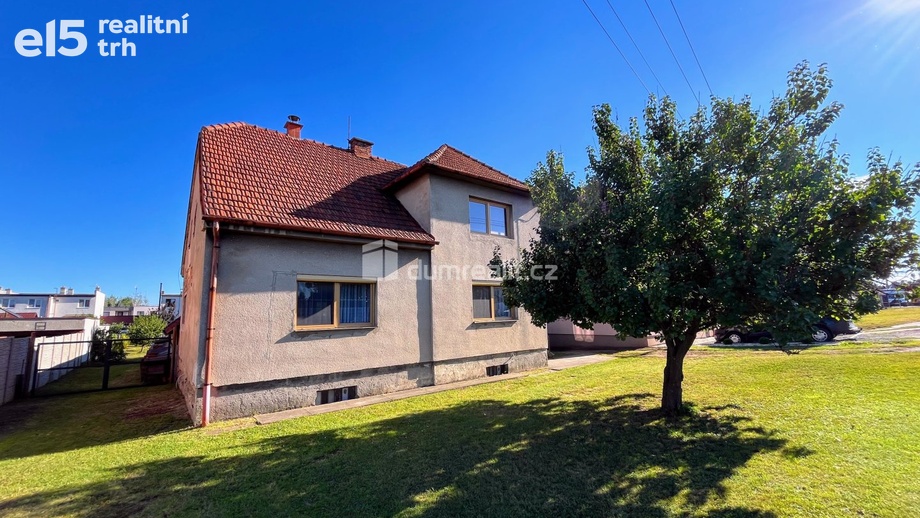 Prodej rodinného domu 200 m², Nedakonice