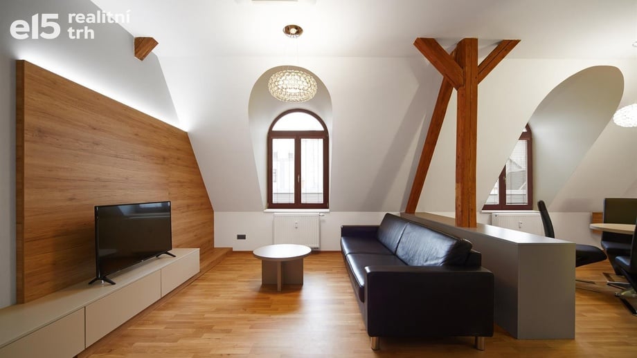 Pronájem bytu 2+kk 77 m², Brno-město