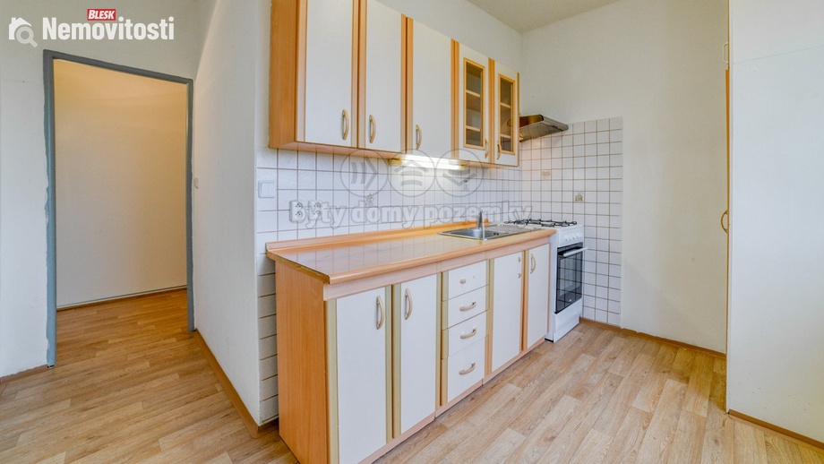 Pronájem bytu 2+1 54 m², Cheb