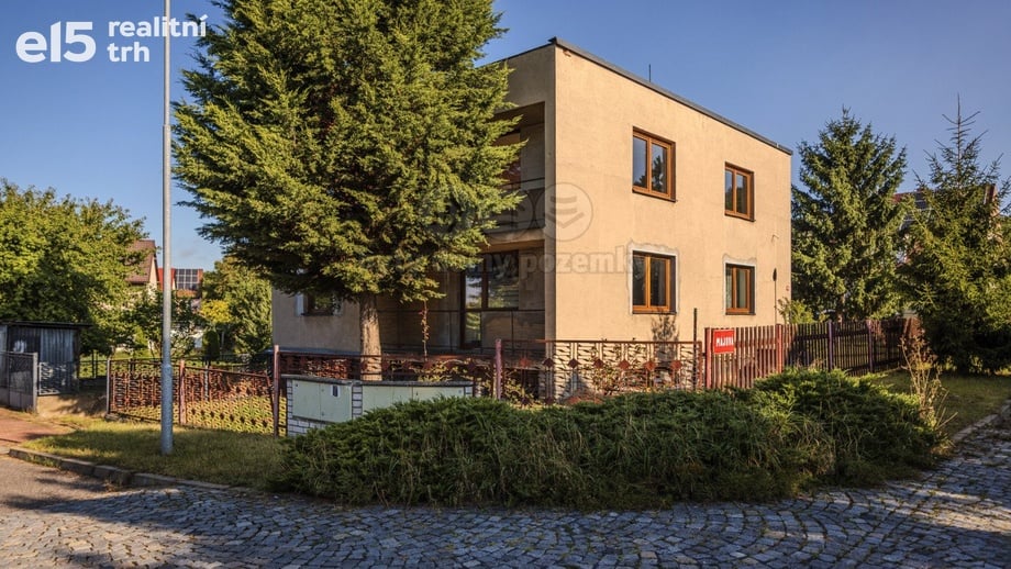 Prodej rodinného domu 245 m², Všejany