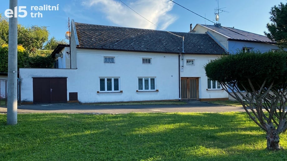 Prodej rodinného domu 184 m², Holešov - Tučapy