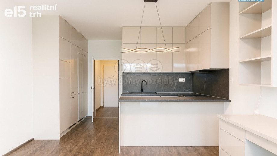 Prodej bytu 1+kk 31 m², Praha 15