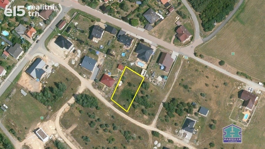 Prodej stavebního pozemku 1 080 m², Trnová