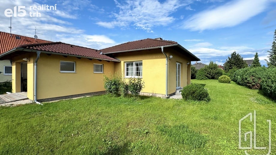 Pronájem rodinného domu 120 m², Unhošť