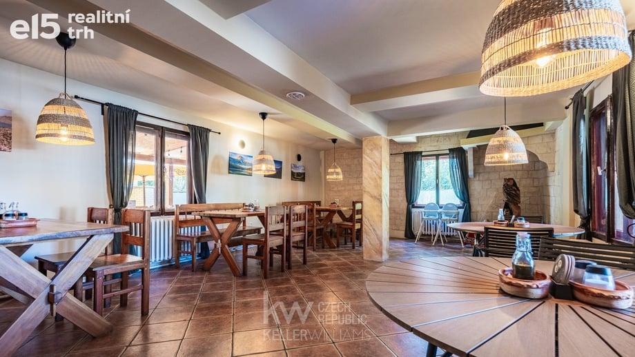 Prodej restaurace 99 m², Psáry - Dolní Jirčany