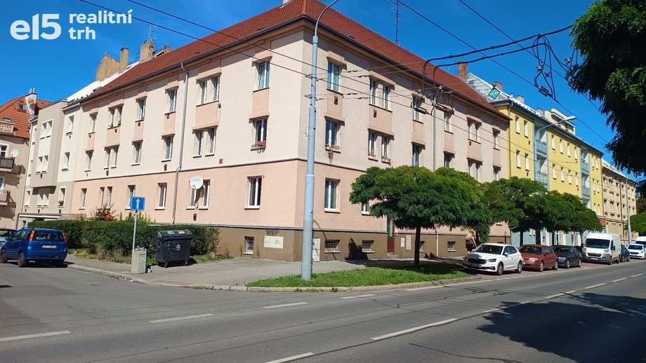 Prodej bytu 1+1 45 m², Plzeň 4