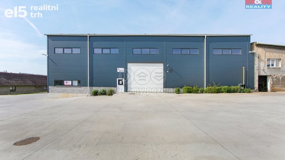 Pronájem skladu 2 197 m², Hořovice