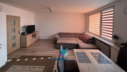 Prodej bytu 3+1 76 m², Teplice - Trnovany