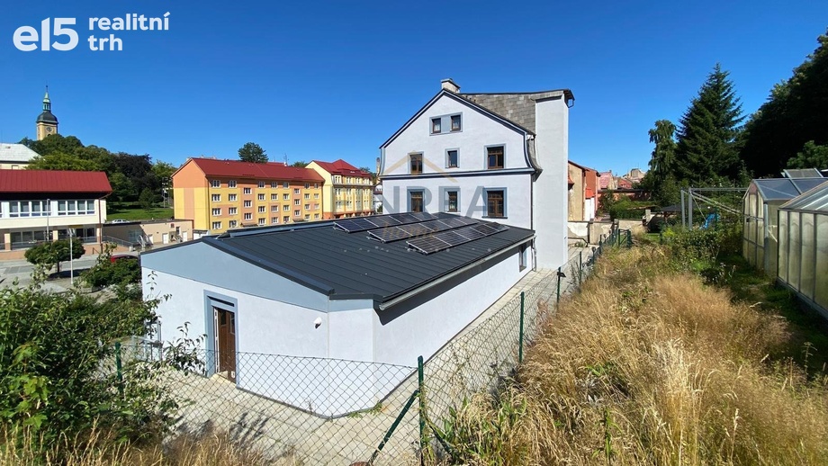 Prodej vícegeneračního domu 1 353 m², Vejprty
