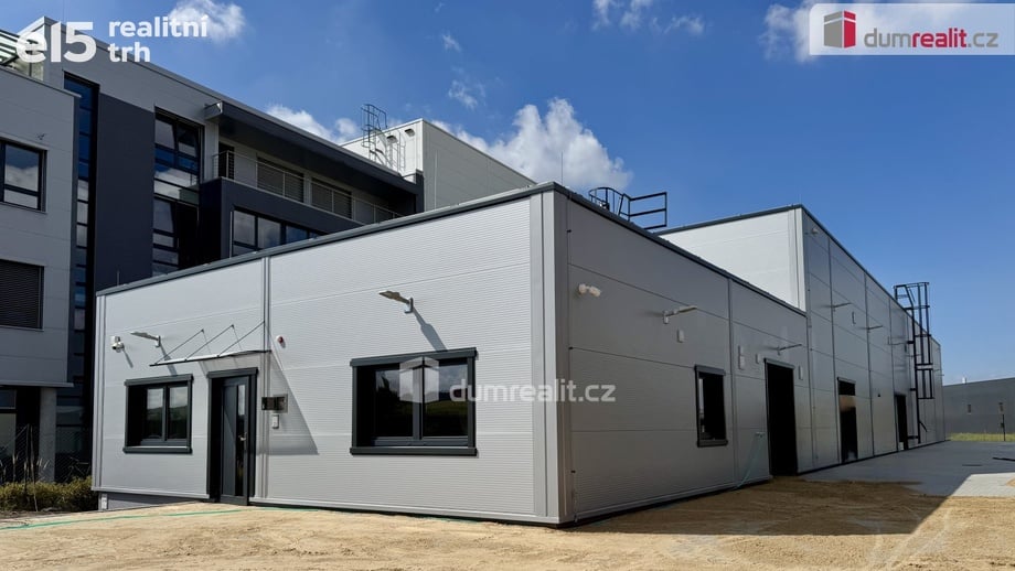 Pronájem skladu 245 m², Zlín