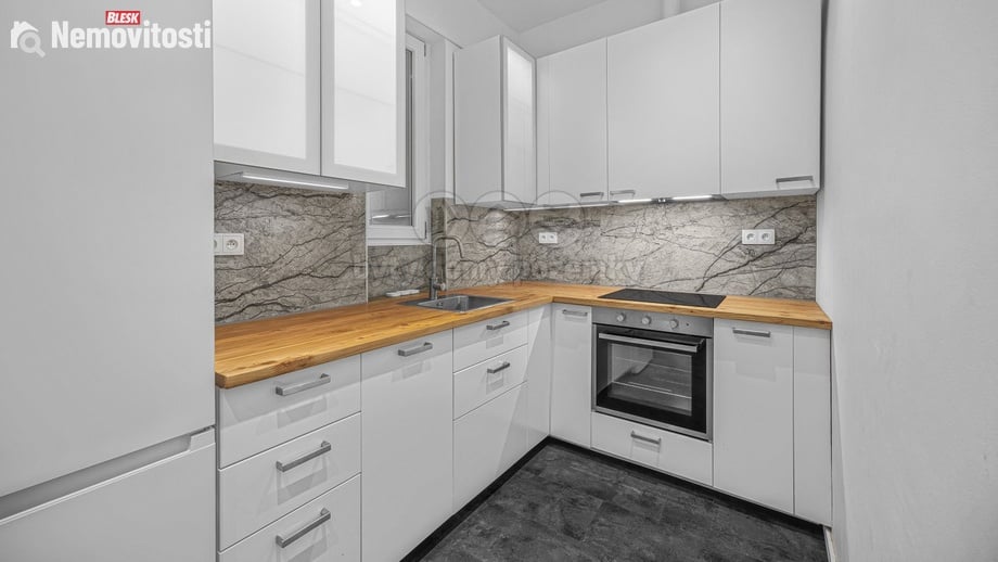 Prodej bytu 2+kk 61 m², Praha 2