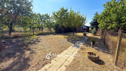 Prodej zahrady 1 399 m², Dobšice