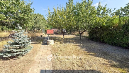 Prodej zahrady 1 399 m², Dobšice