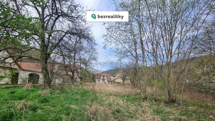 Prodej stavebního pozemku 713 m², Borač