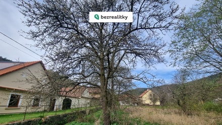 Prodej stavebního pozemku 713 m², Borač