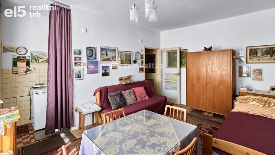 Prodej bytu 1+kk 27 m², Karlovy Vary