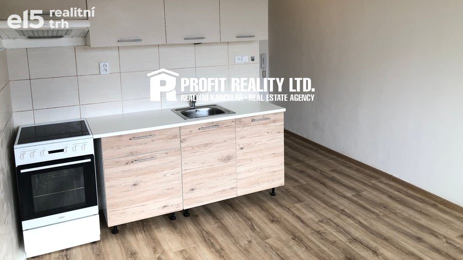 Pronájem bytu 1+1 40 m², Praha - Lhotka