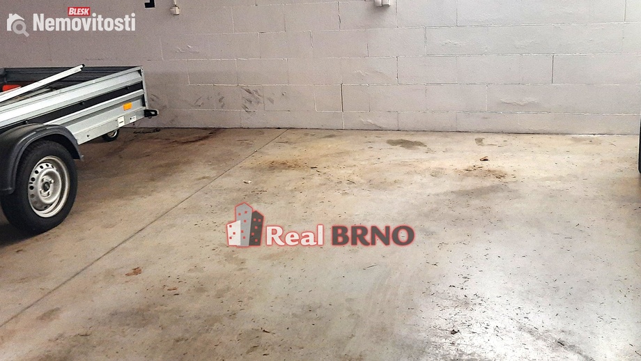 Pronájem garáže 14 m², Brno - Bystrc
