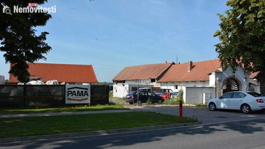 Prodej kanceláře 440 m², Kouty