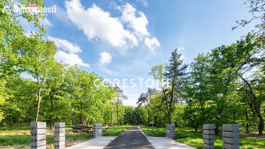 Prodej stavebního pozemku 2 810 m², Hradištko