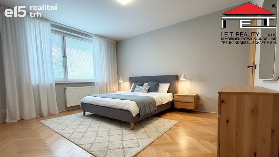 Prodej bytu 2+1 57 m², Adamov