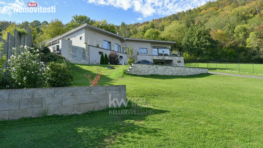 Prodej rodinného domu 190 m², Solenice