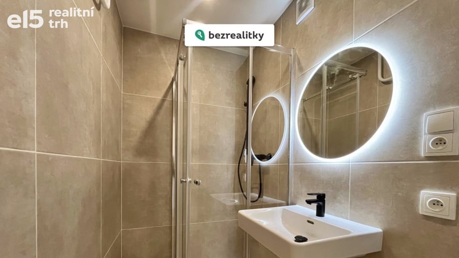 Prodej bytu 2+kk 42 m², Praha 10