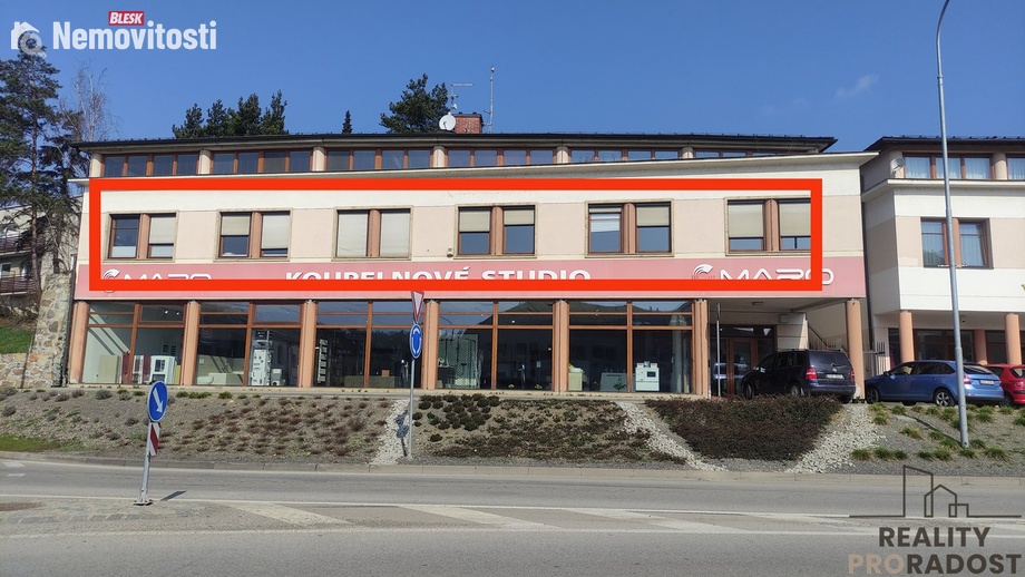 Pronájem kanceláře 135 m², Velké Meziříčí