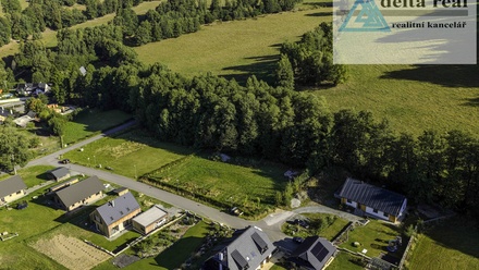 Prodej stavebního pozemku 1 084 m², Hraběšice