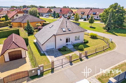Pronájem rodinného domu 264 m², Doloplazy