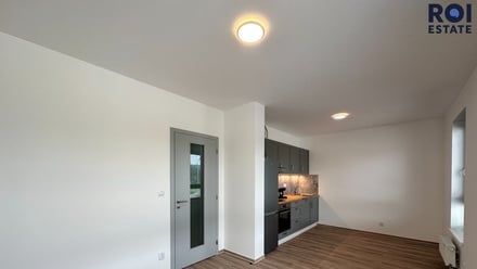 Pronájem bytu 1+kk 33 m², Kuřim