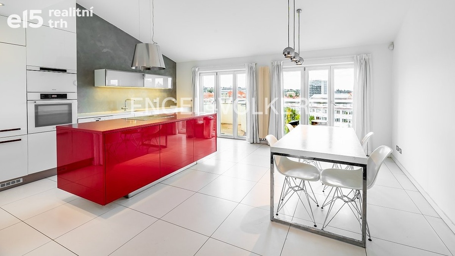 Pronájem bytu 4+kk 194 m², Praha - Dejvice