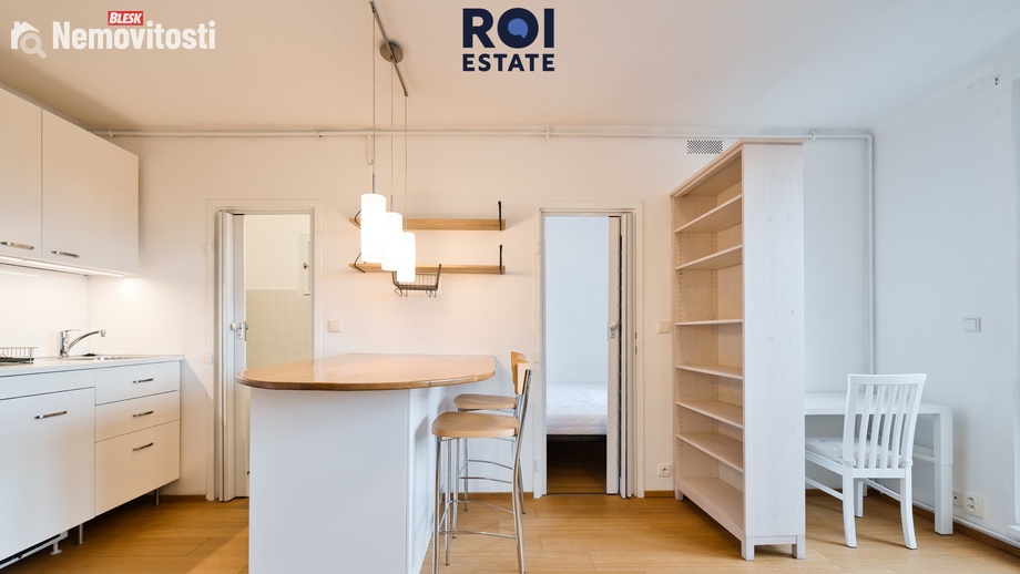 Pronájem bytu 2+kk 35 m², Praha - Nusle