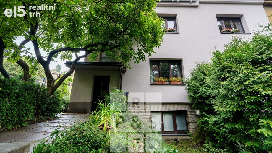 Prodej bytu 3+1 98 m², Praha - Smíchov