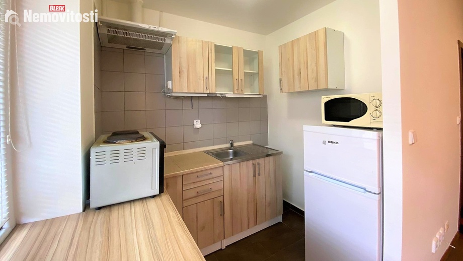 Pronájem bytu 1+kk 32 m², Brno - Starý Lískovec