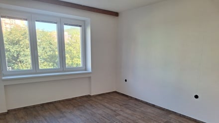 Pronájem bytu 2+1 63 m², Adamov