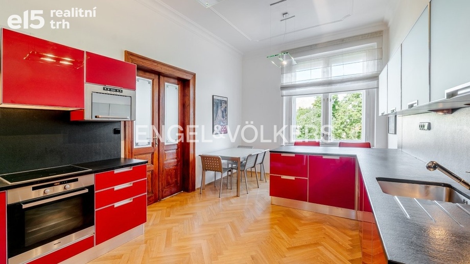 Pronájem bytu 3+1 111 m², Praha - Vinohrady
