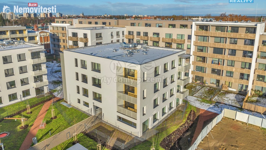Pronájem bytu 2+kk 51 m², Pardubice IV