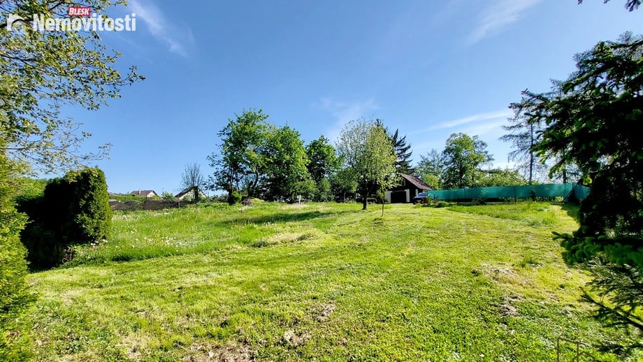 Prodej zahrady 1 680 m², Úžice - Radvanice nad Sázavou