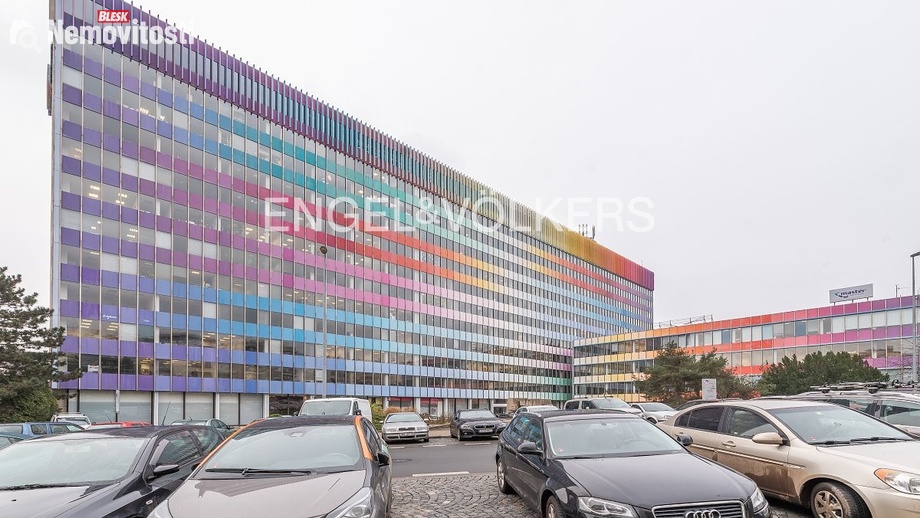 Pronájem kanceláře 1 891 m², Praha - Vršovice
