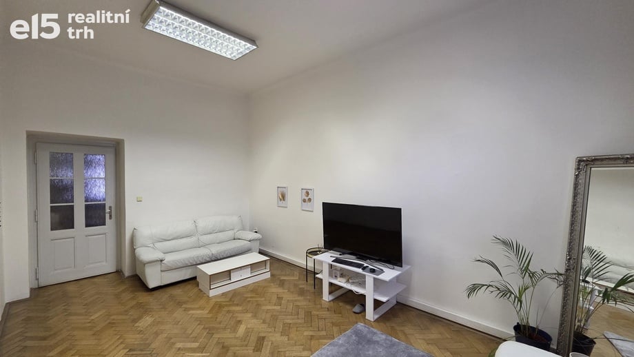 Pronájem kanceláře 37 m², Praha 7, Holešovice