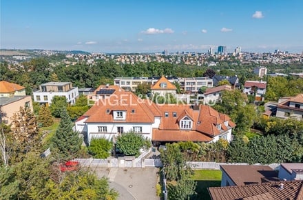 Prodej kanceláře 600 m², Praha - Braník